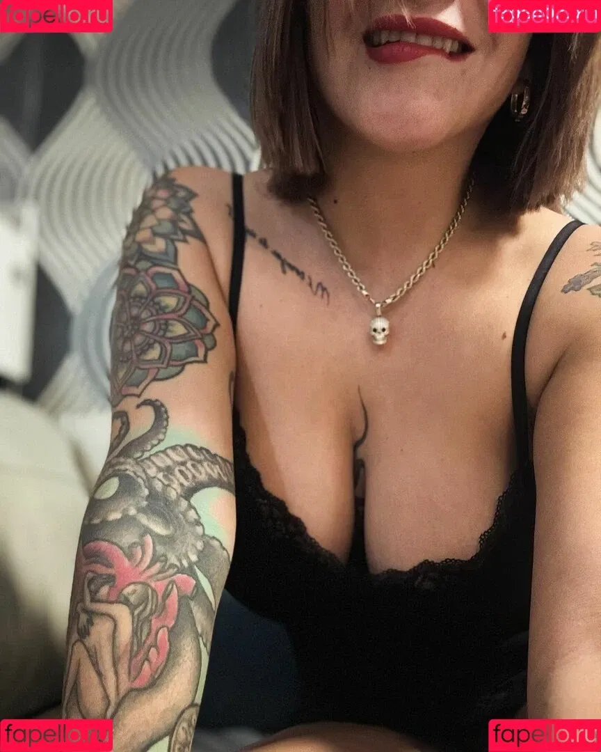 la_gr0sera Onlyfans Photo Gallery 