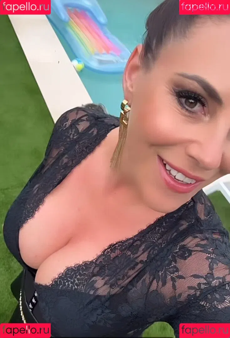 Ina Colada Onlyfans Photo Gallery 