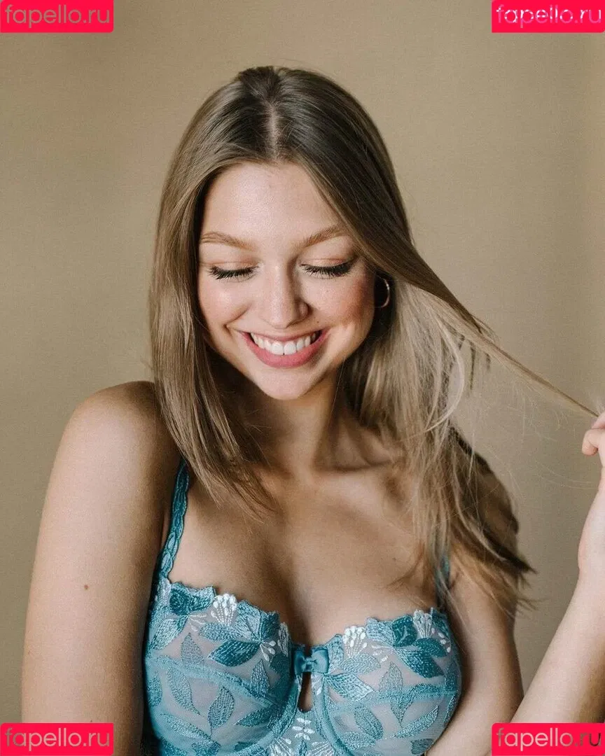 Jess Radomska Onlyfans Photo Gallery 