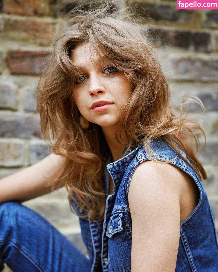 Jess Radomska Onlyfans Photo Gallery 