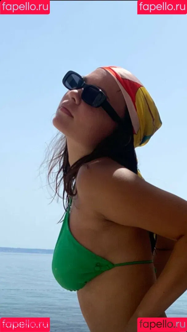Ester Dobrik Onlyfans Photo Gallery 