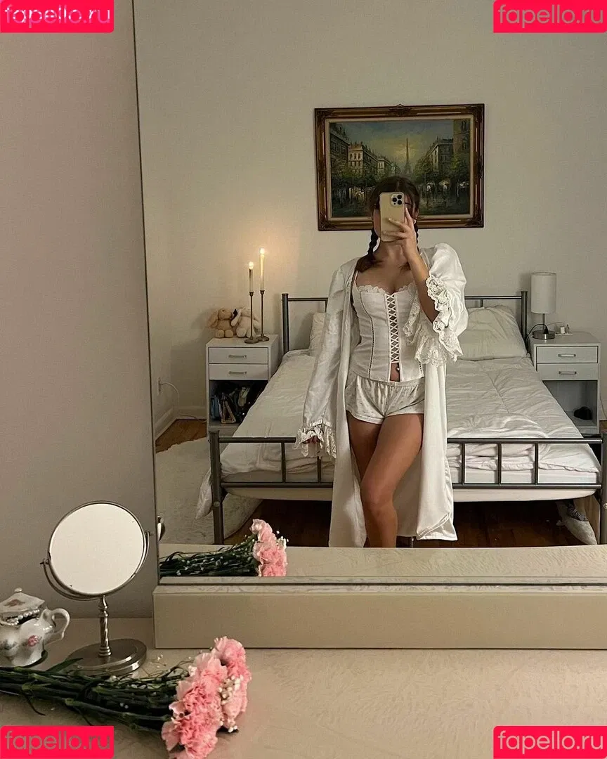 Ester Dobrik Onlyfans Photo Gallery 