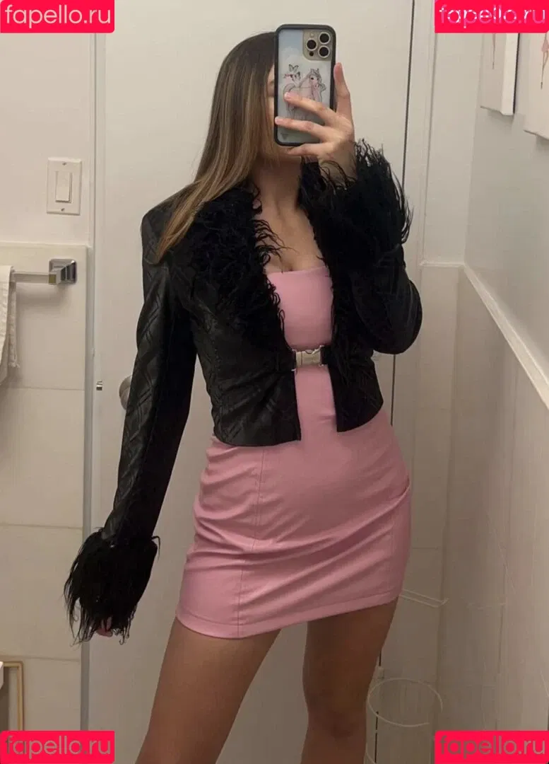 Ester Dobrik Onlyfans Photo Gallery 