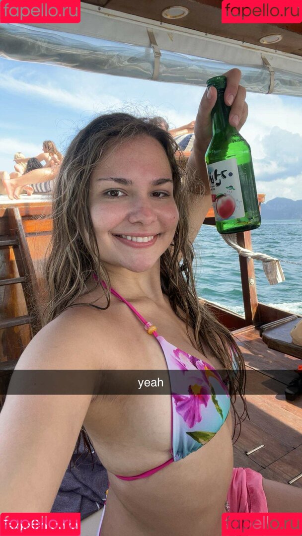 Ester Dobrik Onlyfans Photo Gallery 