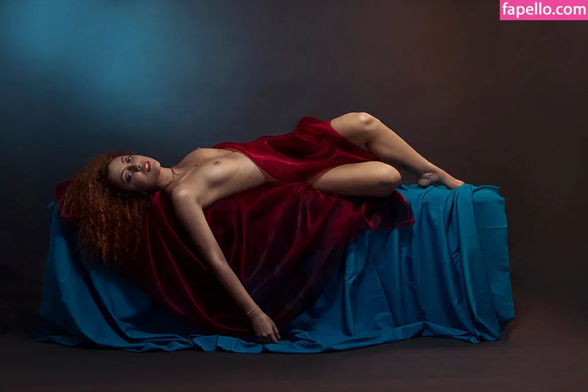 Joana Lapa Onlyfans Photo Gallery 