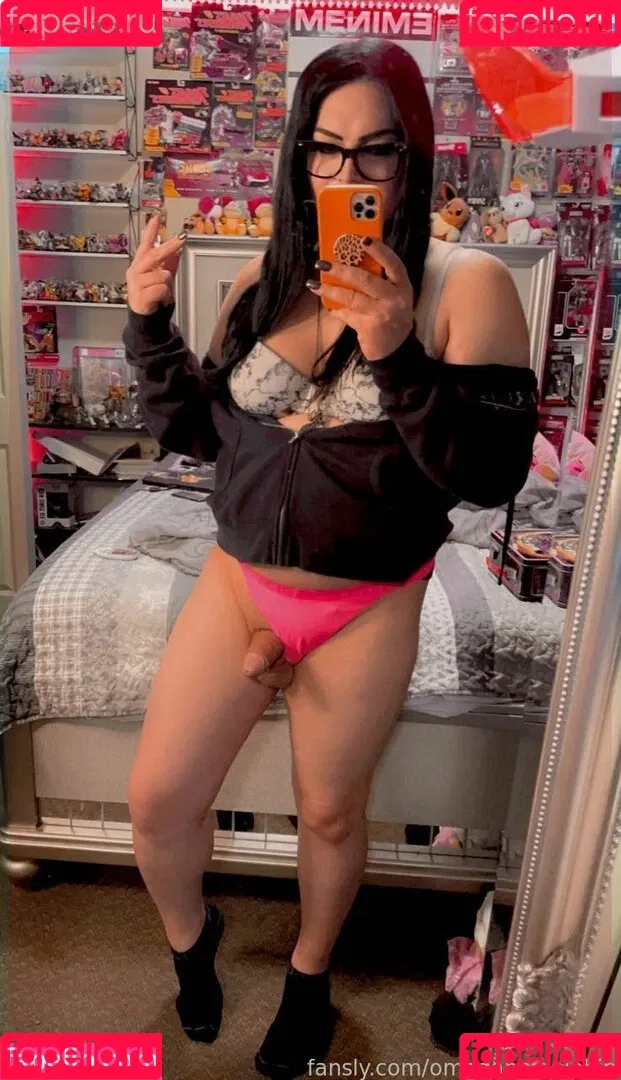 omgdannidolphin Onlyfans Photo Gallery 