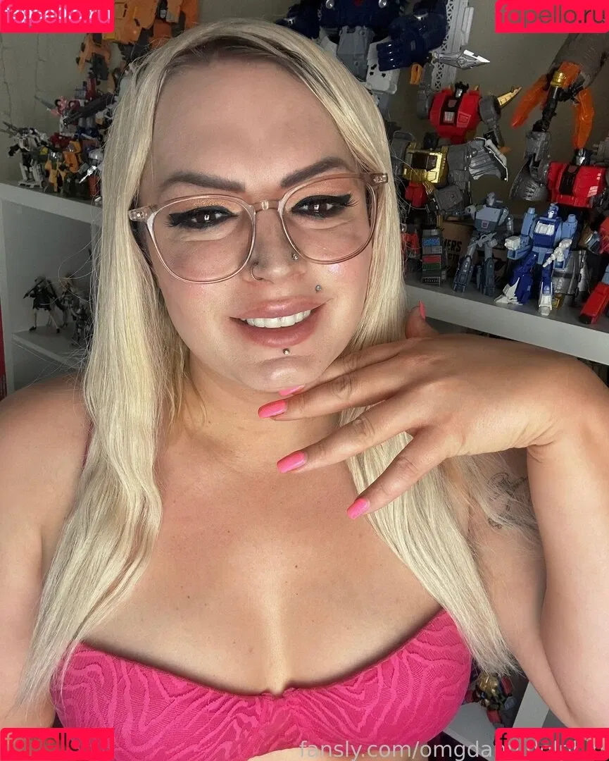 omgdannidolphin Onlyfans Photo Gallery 