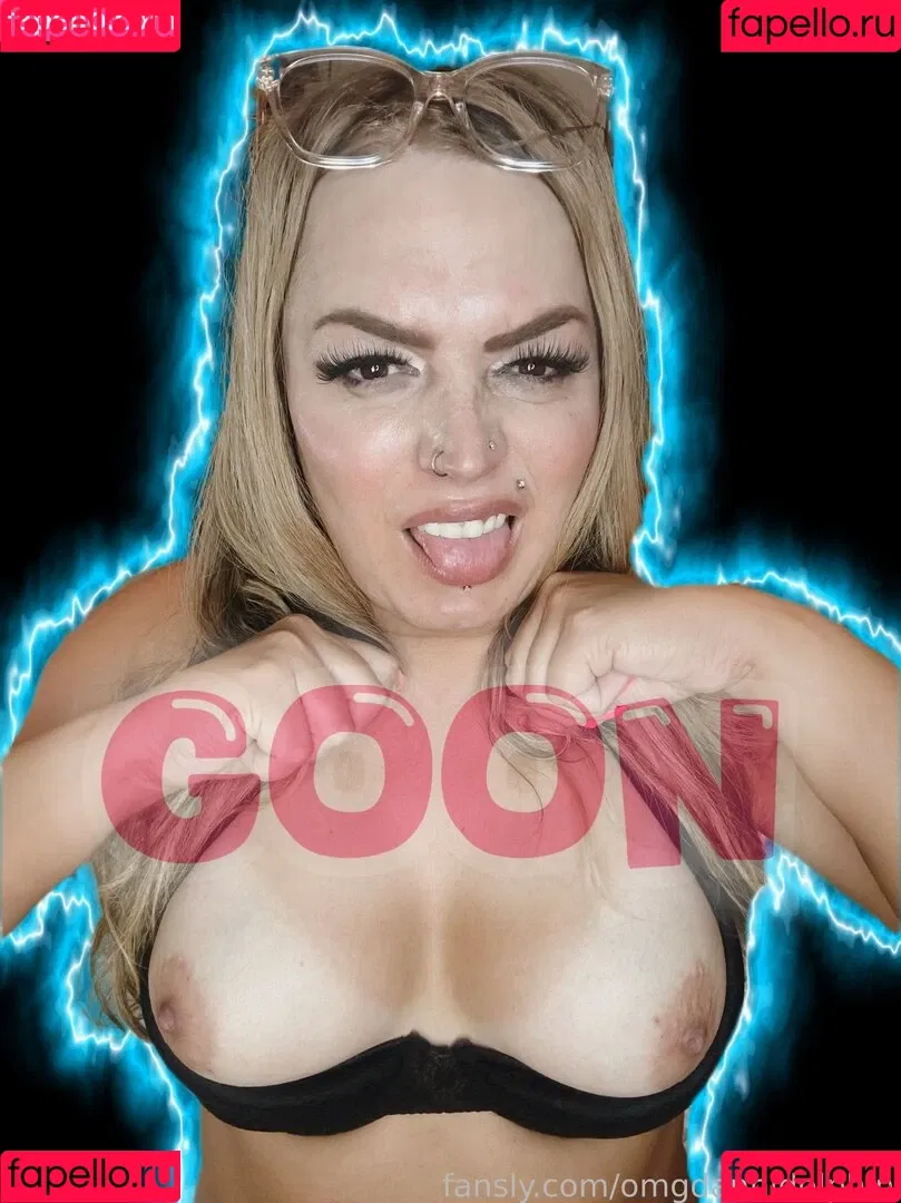 omgdannidolphin Onlyfans Photo Gallery 
