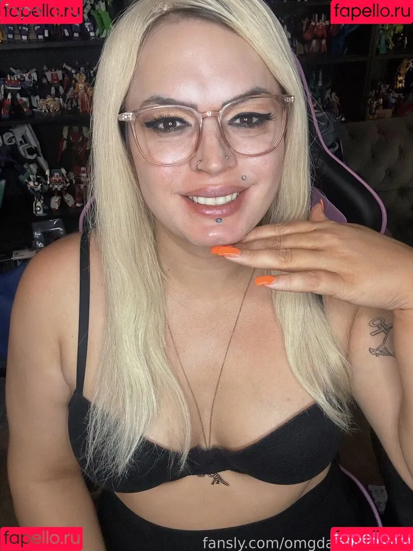 omgdannidolphin Onlyfans Photo Gallery 