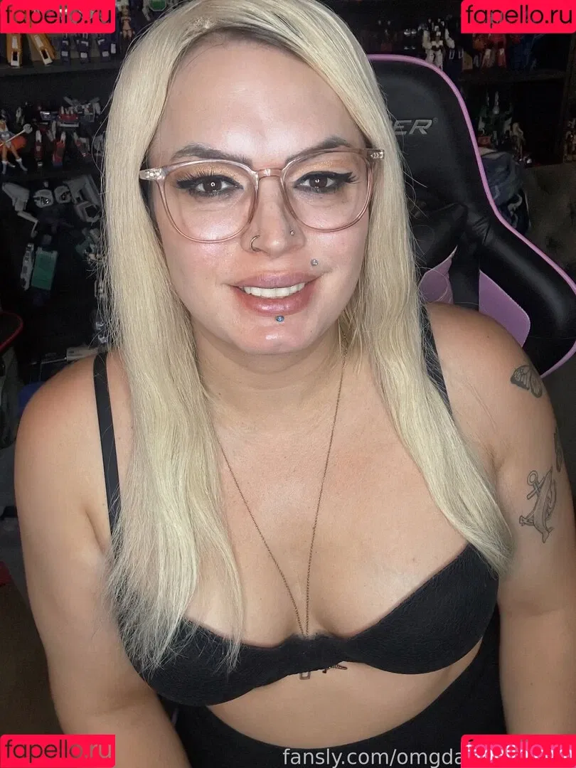 omgdannidolphin Onlyfans Photo Gallery 