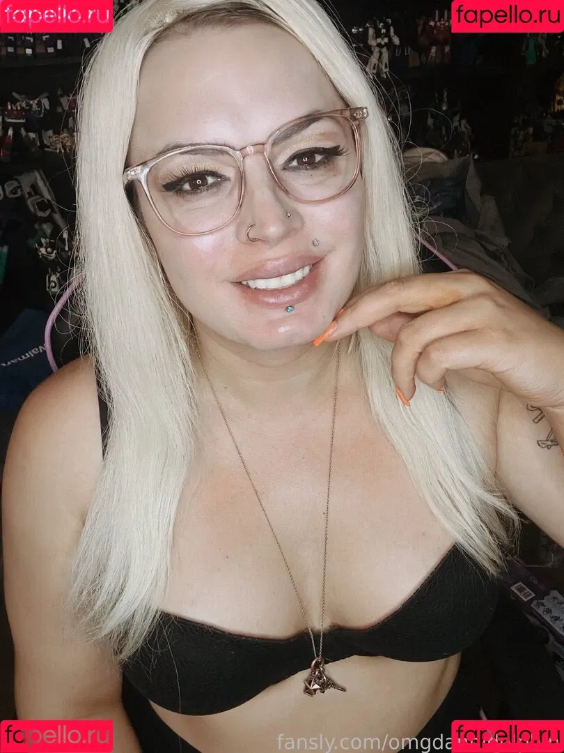 omgdannidolphin Onlyfans Photo Gallery 