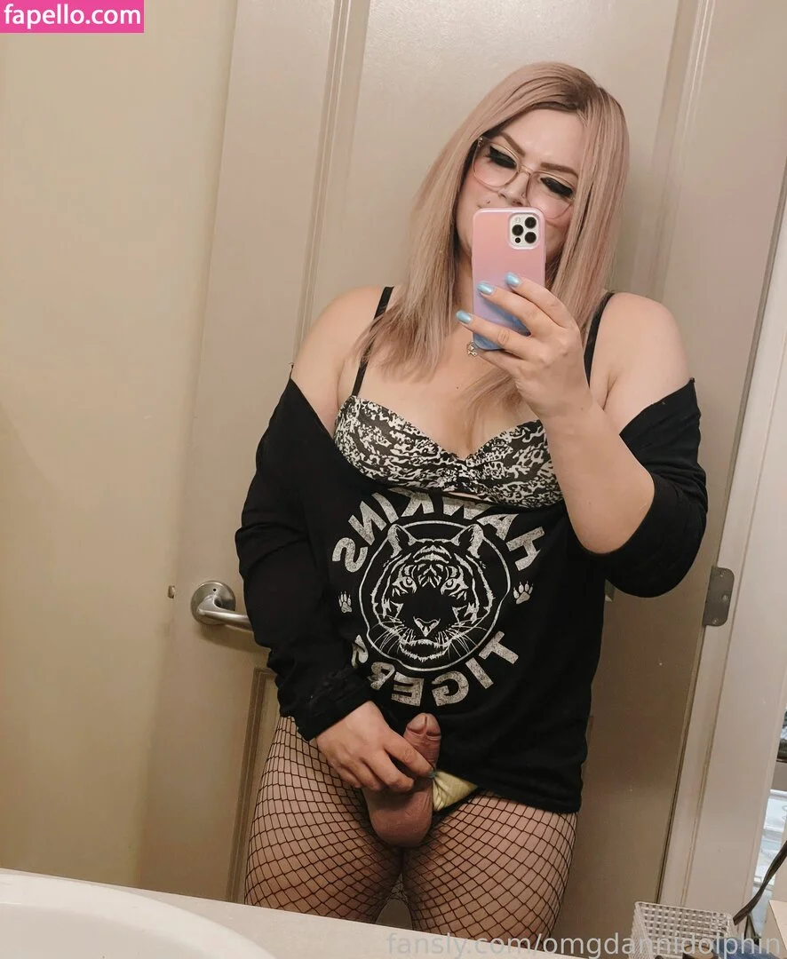 omgdannidolphin Onlyfans Photo Gallery 