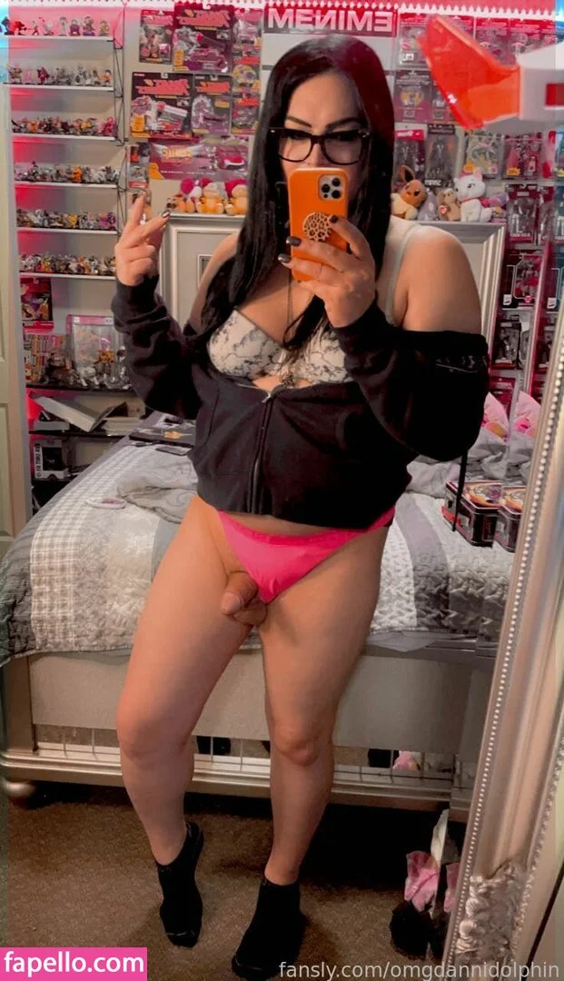 omgdannidolphin Onlyfans Photo Gallery 