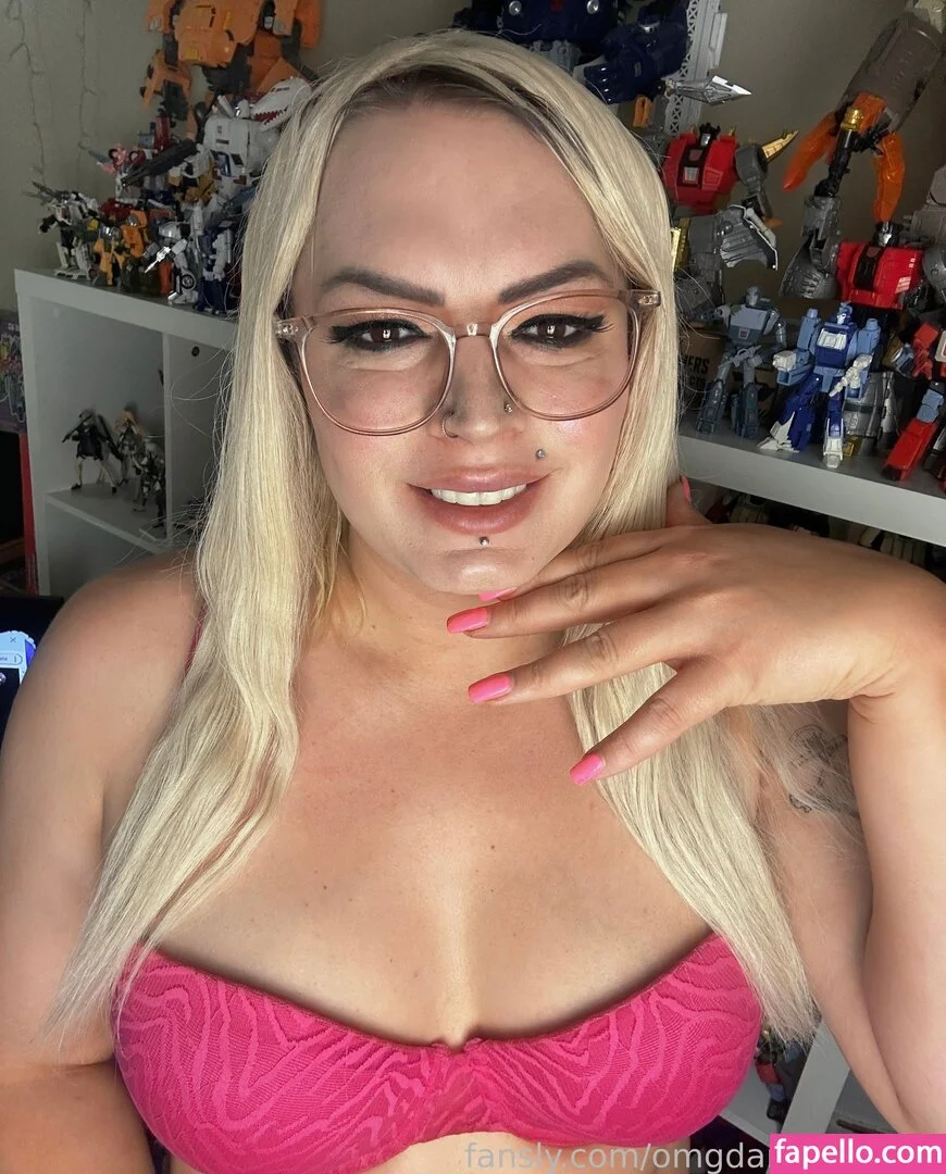 omgdannidolphin Onlyfans Photo Gallery 