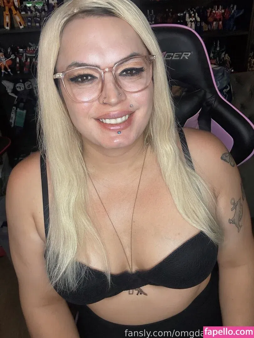 omgdannidolphin Onlyfans Photo Gallery 