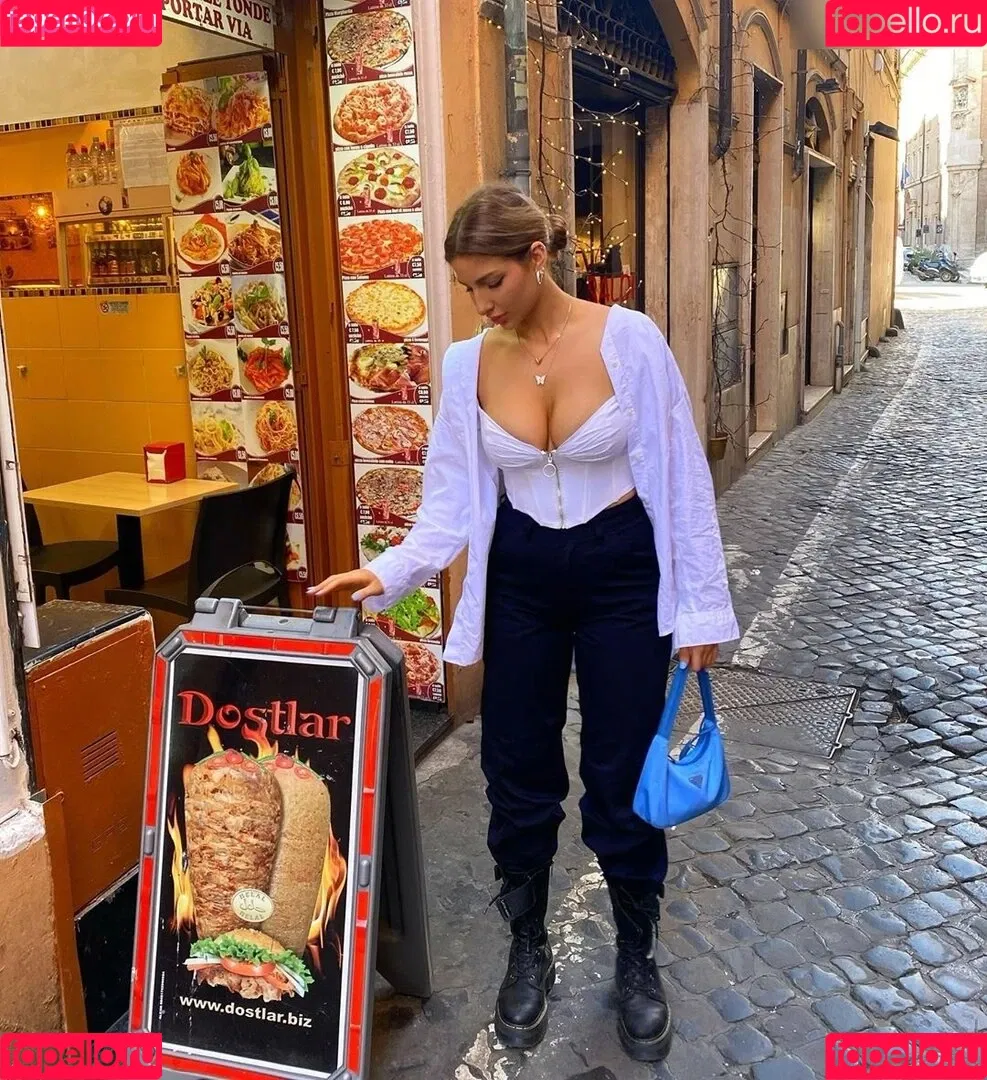 Pati Valpati Onlyfans Photo Gallery 