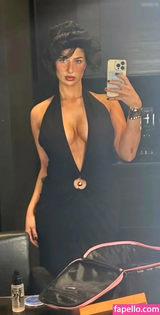 Pati Valpati Onlyfans Photo Gallery 