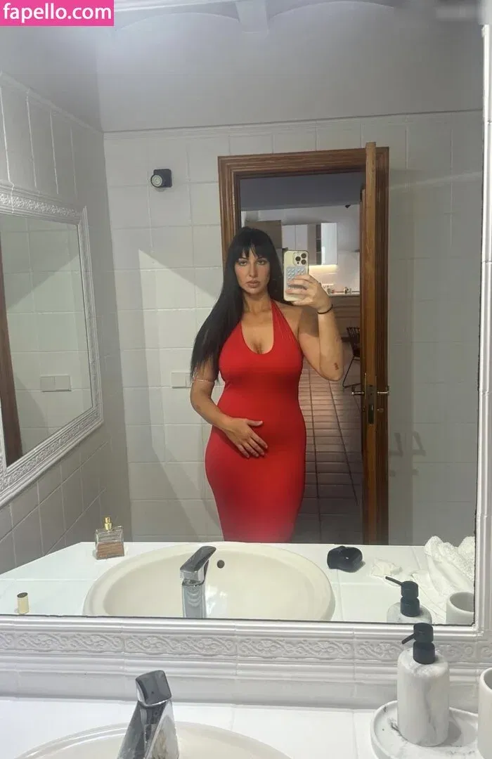 Pati Valpati Onlyfans Photo Gallery 