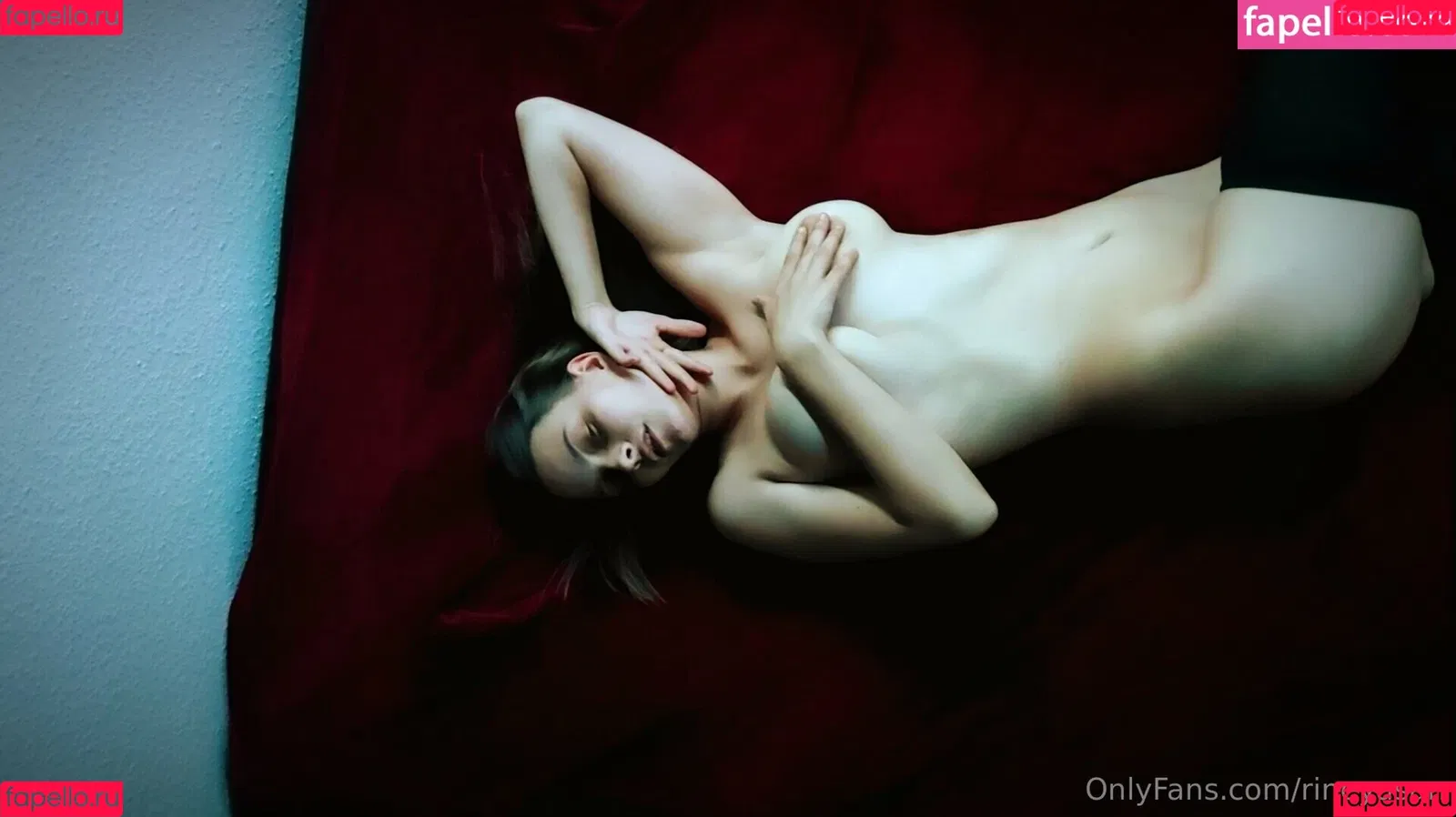 Rineya Onlyfans Photo Gallery 
