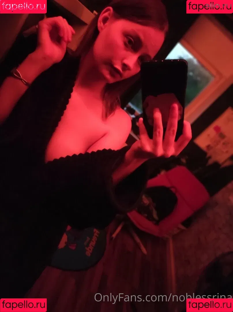 Rineya Onlyfans Photo Gallery 