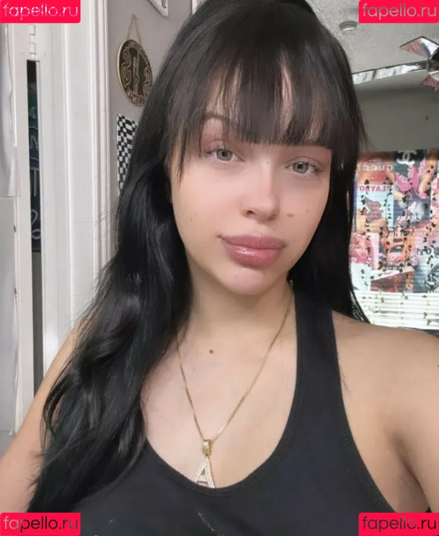 therealmee Onlyfans Photo Gallery 