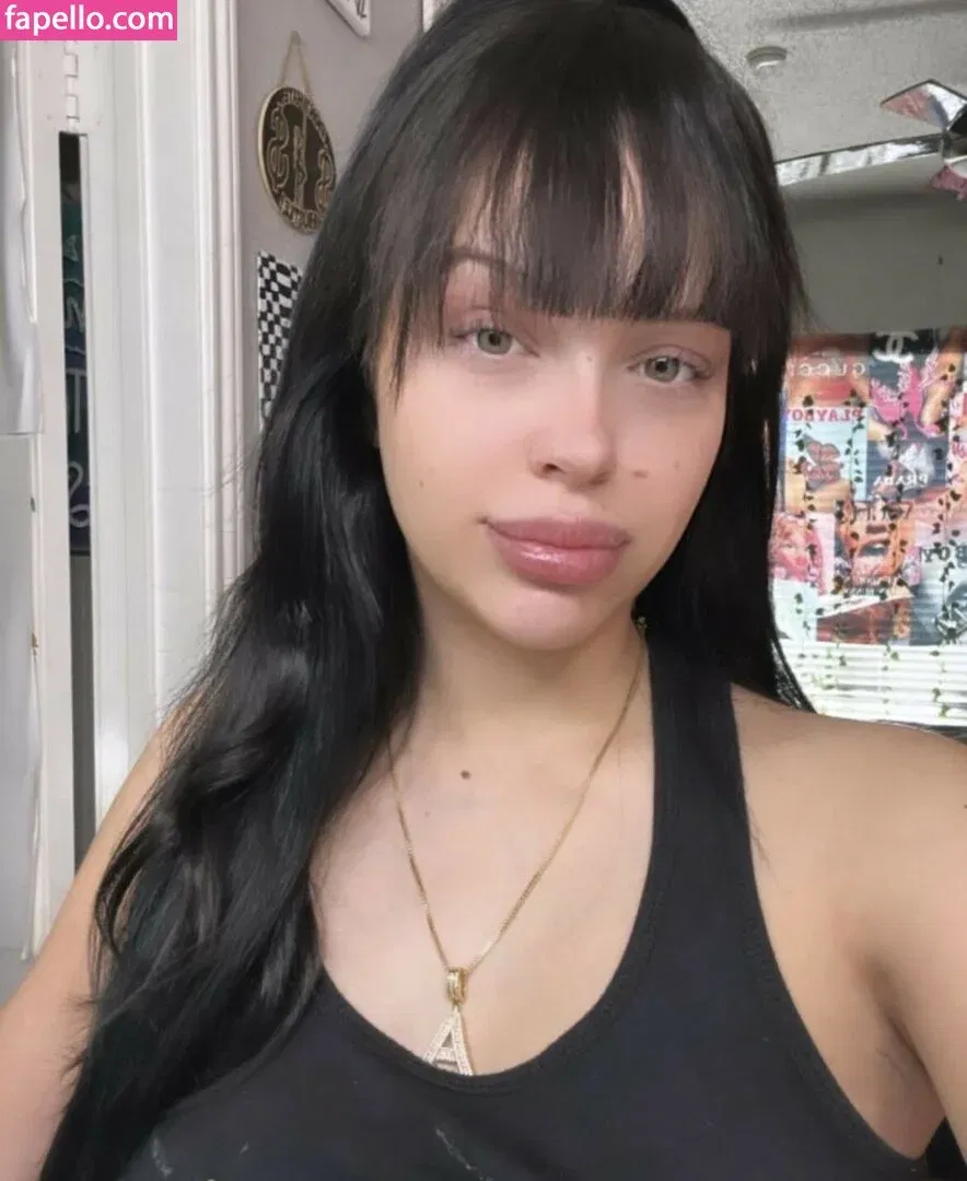 therealmee Onlyfans Photo Gallery 