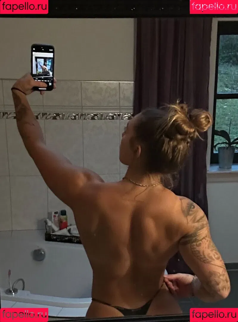 Mx Ronja Onlyfans Photo Gallery 