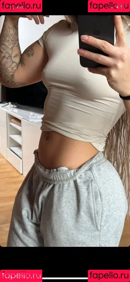 Mx Ronja Onlyfans Photo Gallery 
