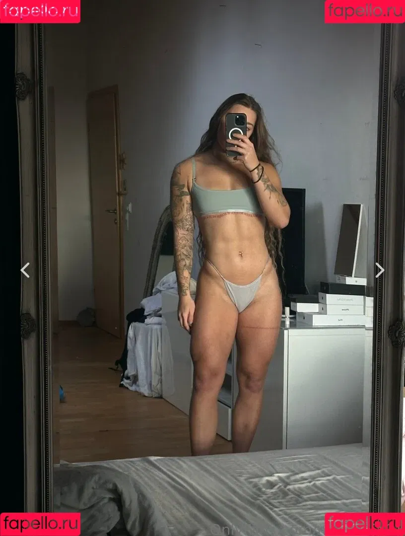 Mx Ronja Onlyfans Photo Gallery 