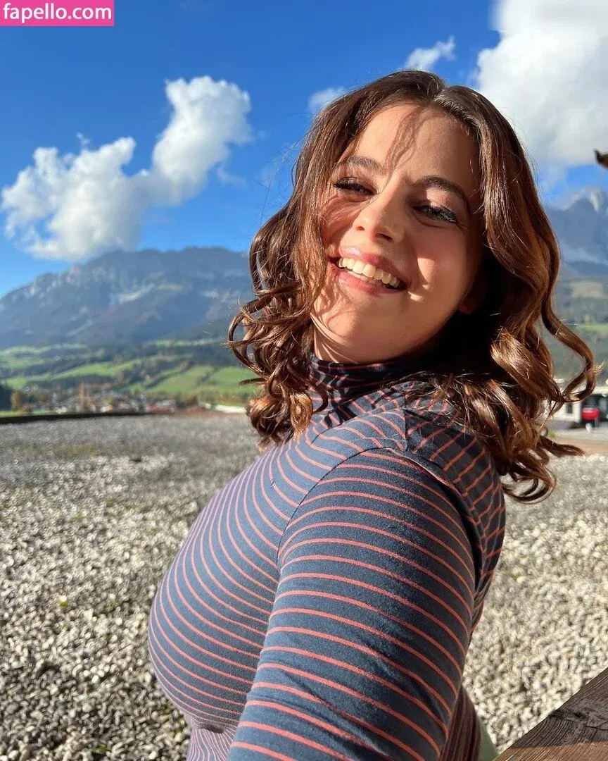 Mx Ronja Onlyfans Photo Gallery 