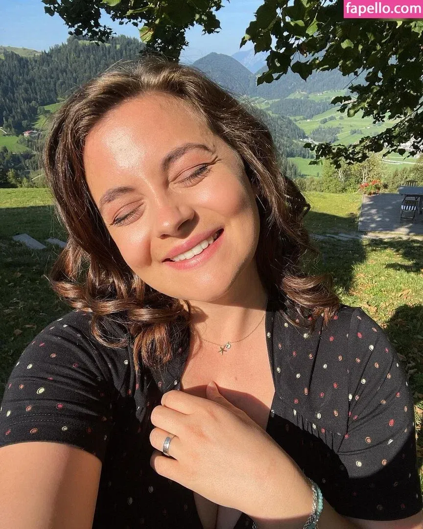 Mx Ronja Onlyfans Photo Gallery 