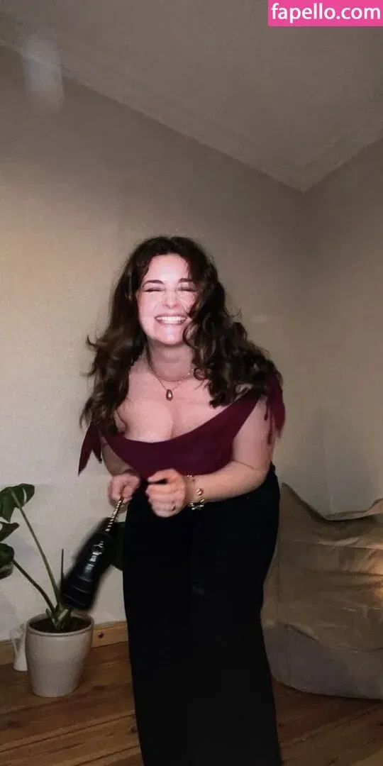 Mx Ronja Onlyfans Photo Gallery 