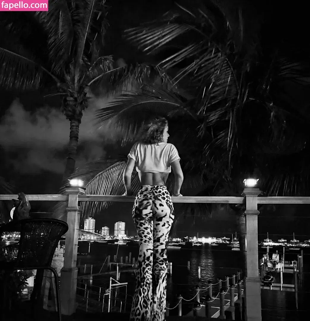 Luize Altenhofen Onlyfans Photo Gallery 