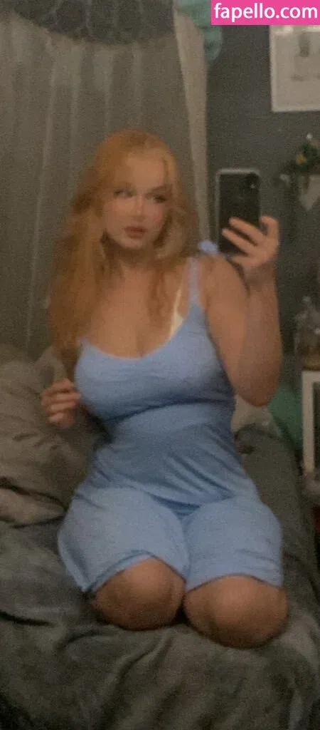 Violet Barlowe Onlyfans Photo Gallery 