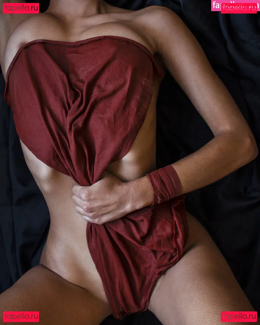 Deisy Leon Onlyfans Photo Gallery 