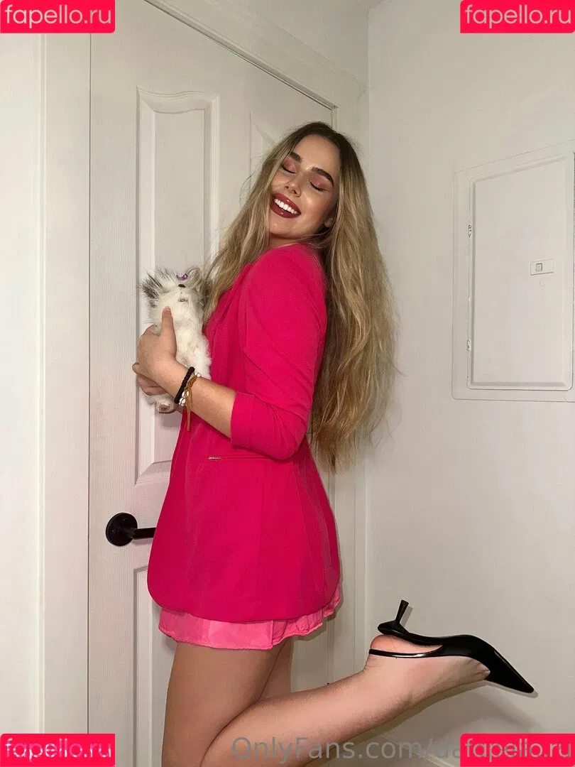 Daniela.lzj Onlyfans Photo Gallery 