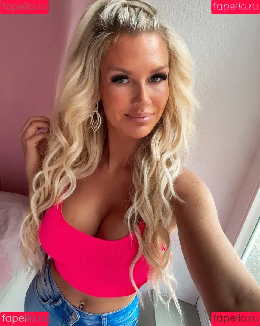 Manja Ihrke Onlyfans Photo Gallery 