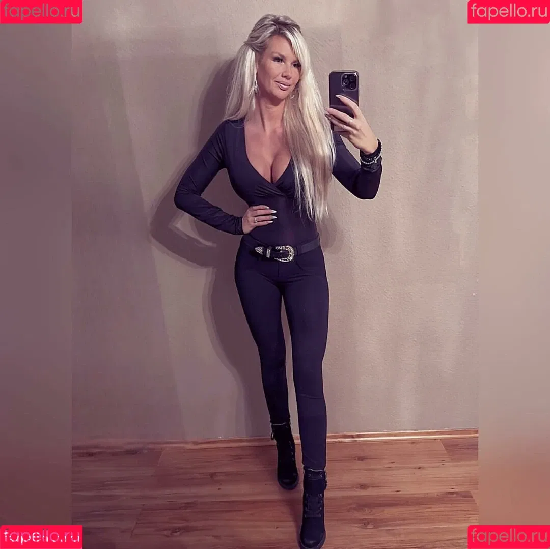 Manja Ihrke Onlyfans Photo Gallery 