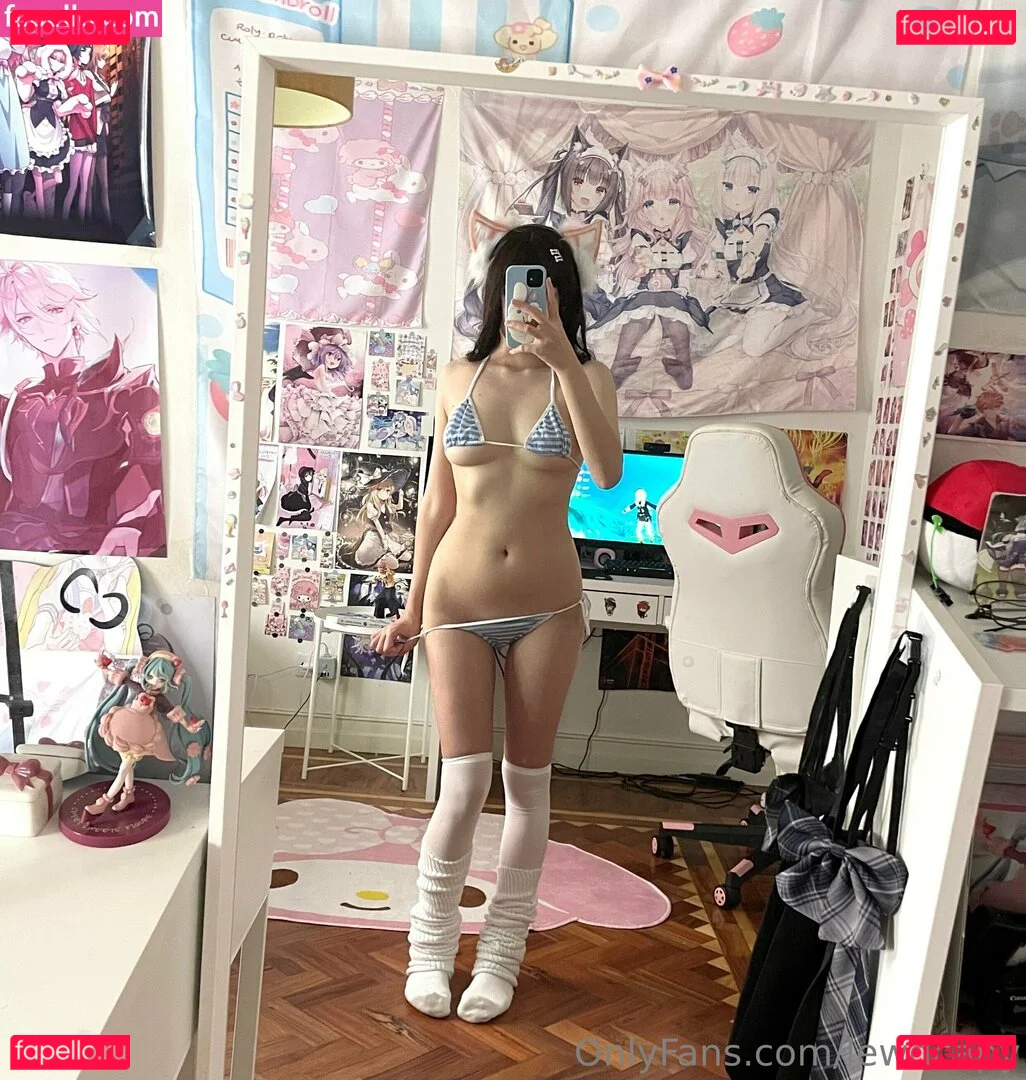 lewdcapy Onlyfans Photo Gallery 