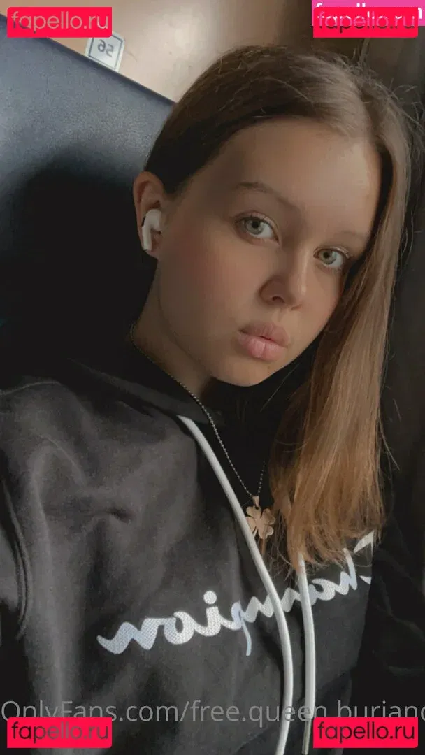 queen.burianova Onlyfans Photo Gallery 