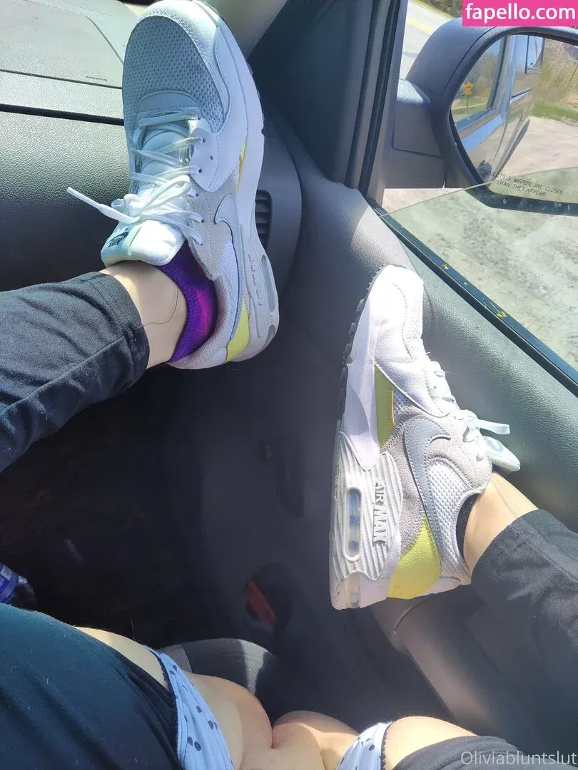 oliviabluntslut Onlyfans Photo Gallery 