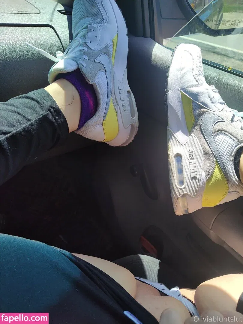 oliviabluntslut Onlyfans Photo Gallery 