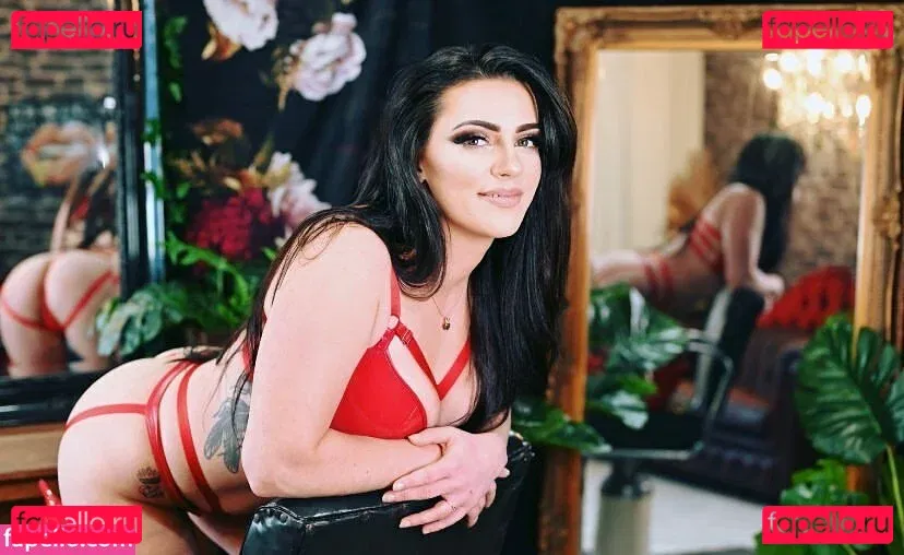 Miss Jackie Dee Onlyfans Photo Gallery 