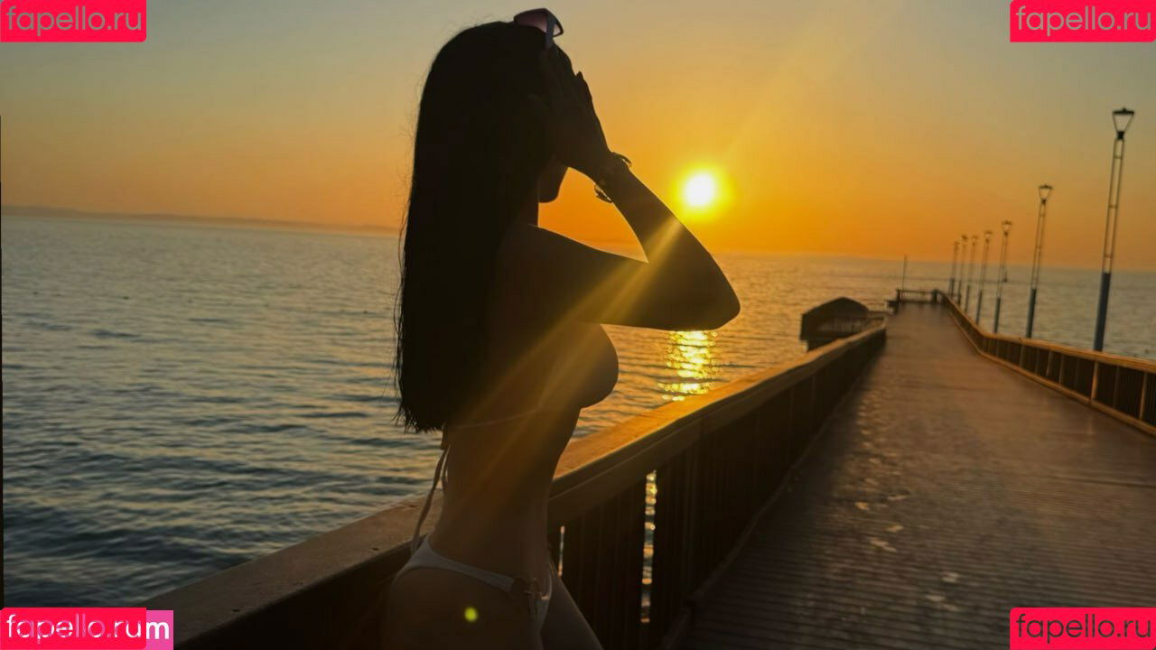 Yeya ASMR Onlyfans Photo Gallery 