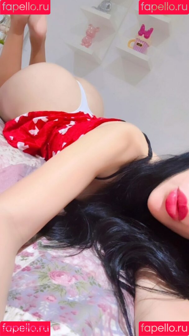 Yeya ASMR Onlyfans Photo Gallery 