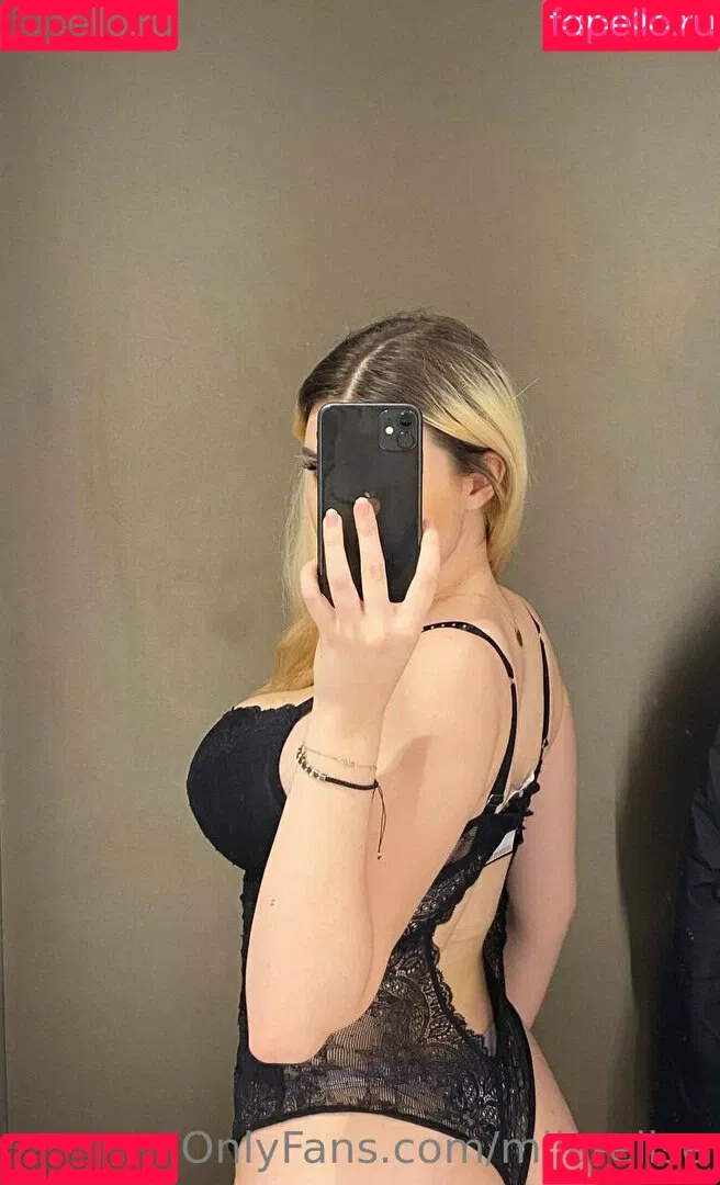 mila-elise Onlyfans Photo Gallery 