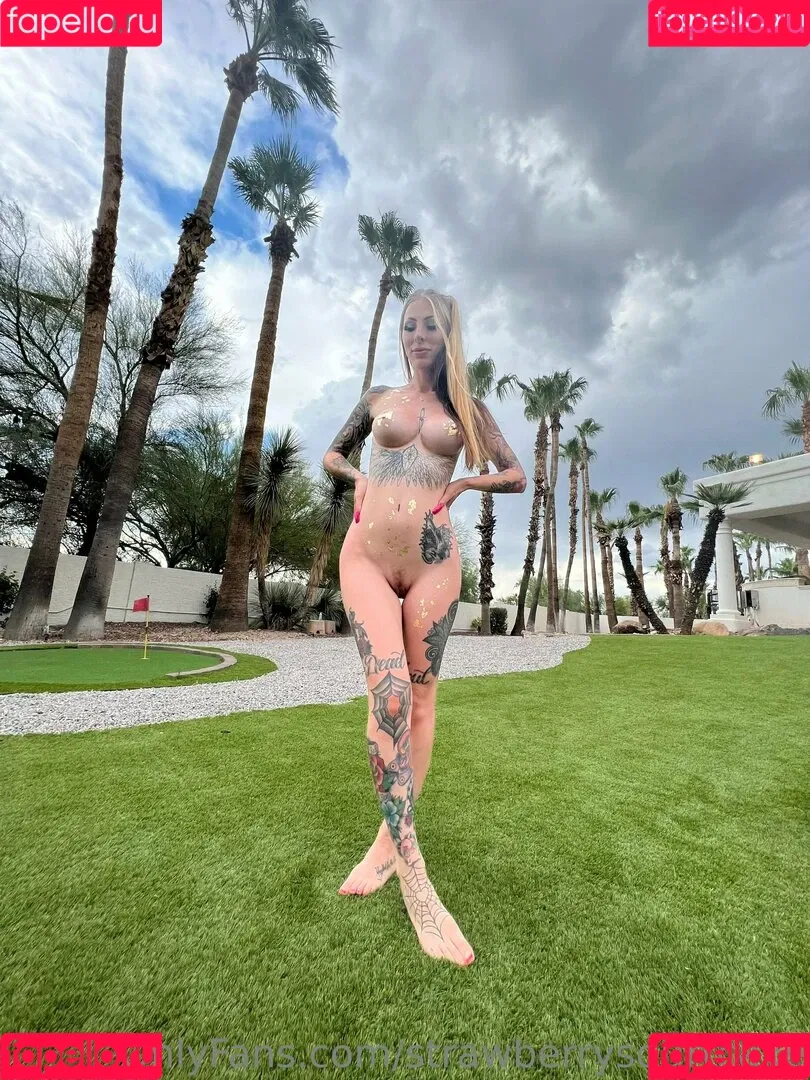 Strawberrysquirtcake Onlyfans Photo Gallery 