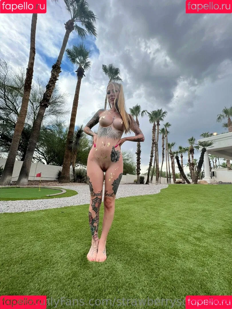 Strawberrysquirtcake Onlyfans Photo Gallery 