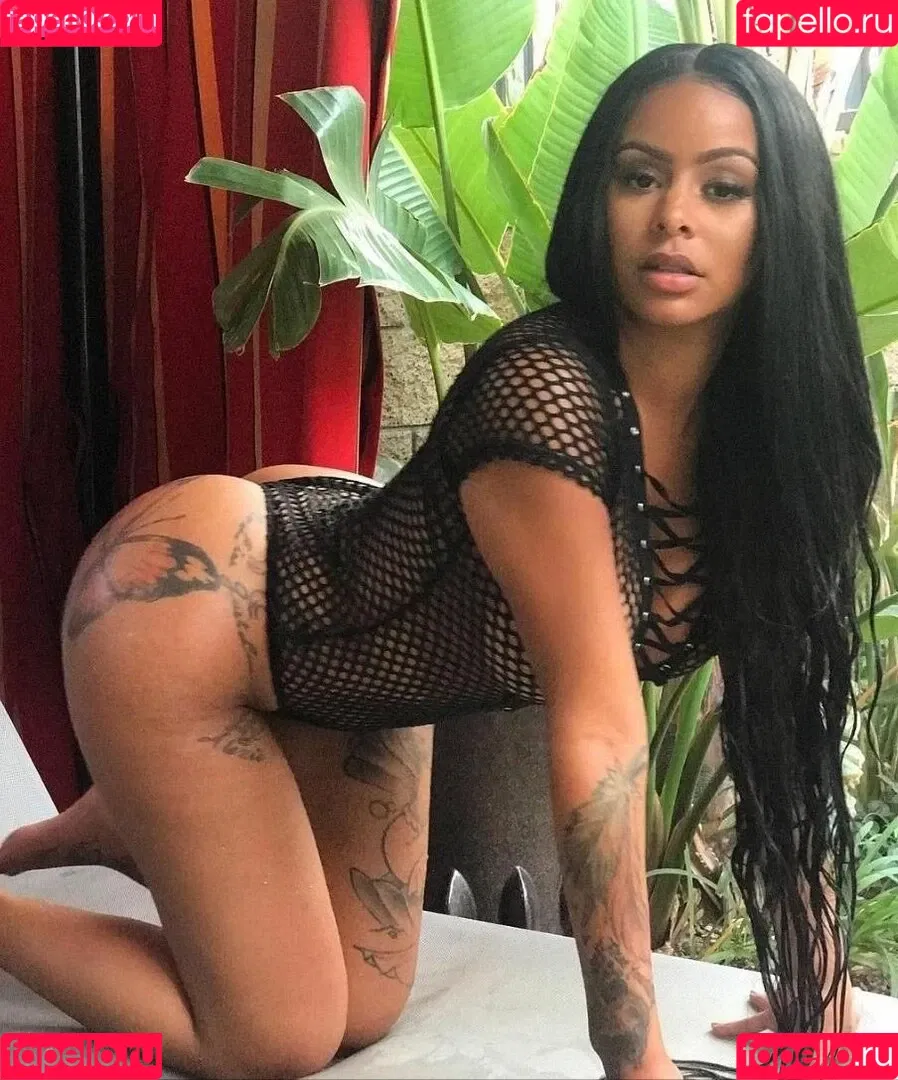 Alexisskyy Onlyfans Photo Gallery 