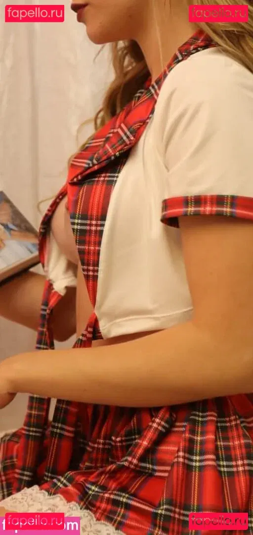 Nikol Lemme Onlyfans Photo Gallery 